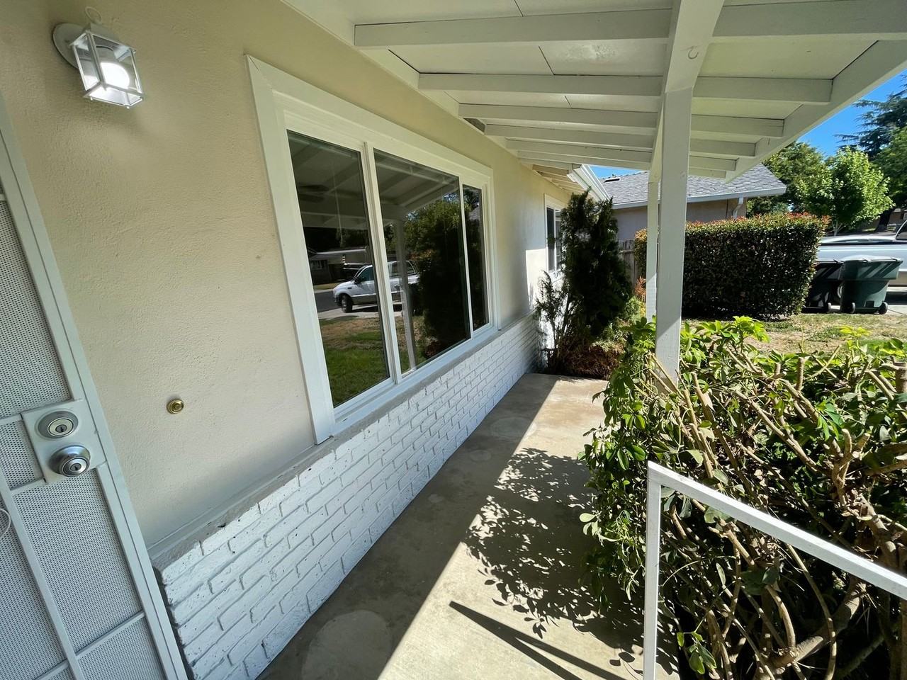 2701 Campbell Ln - Photo 2 of 29