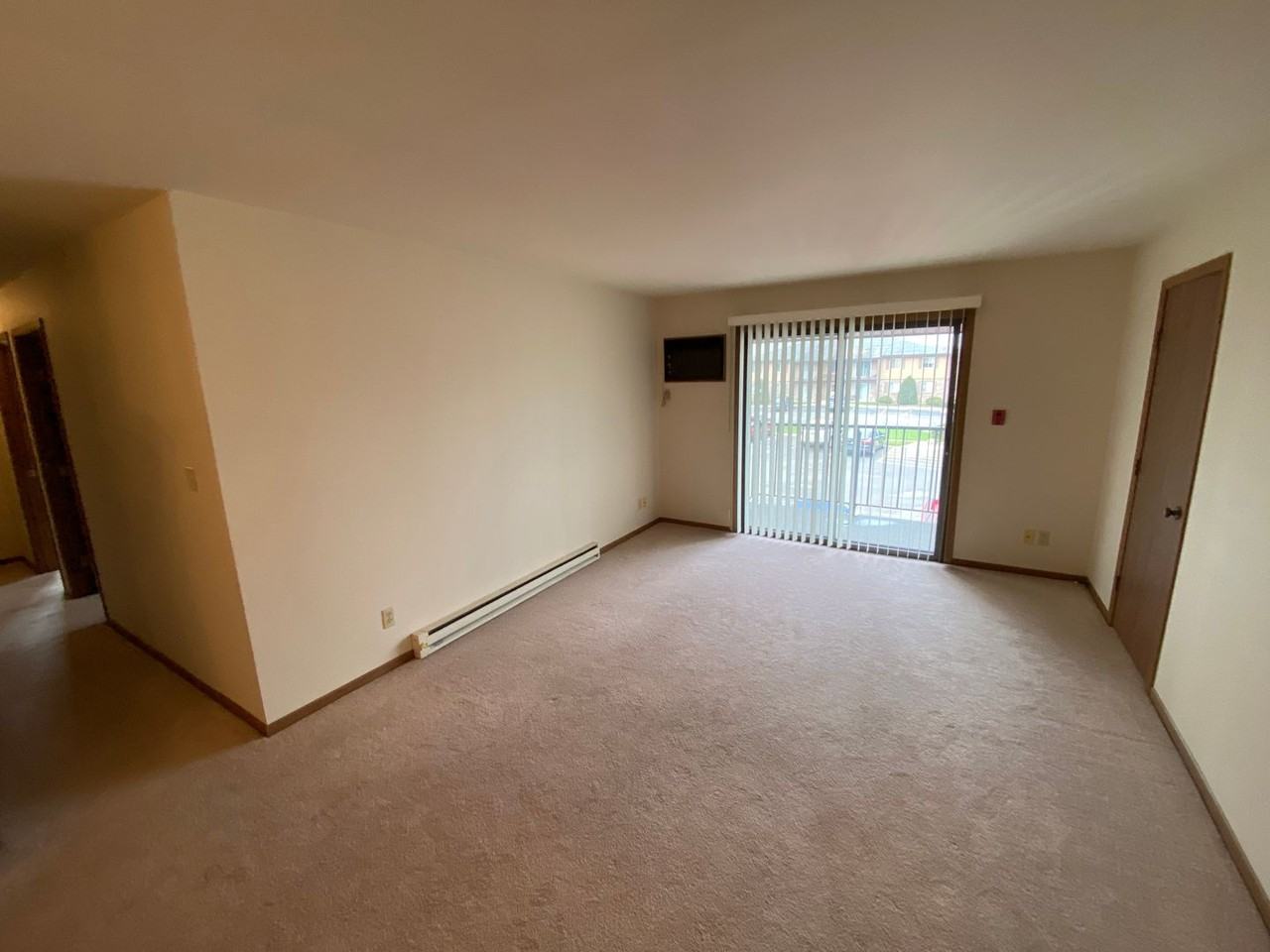 Arrowhead Heights Apartments - Photo 6 of 9