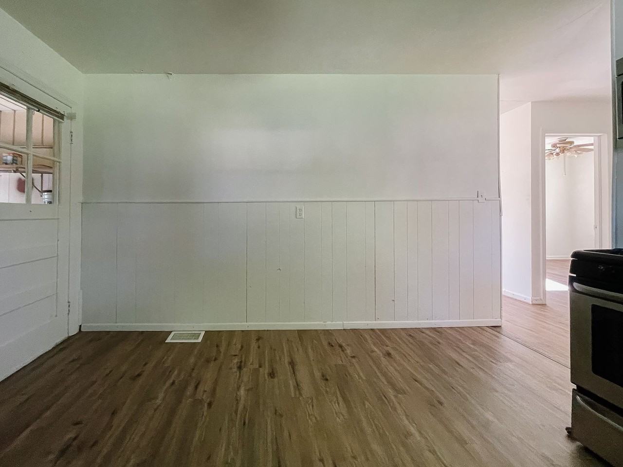 1215 S Fullhart Dr - Photo 7 of 26