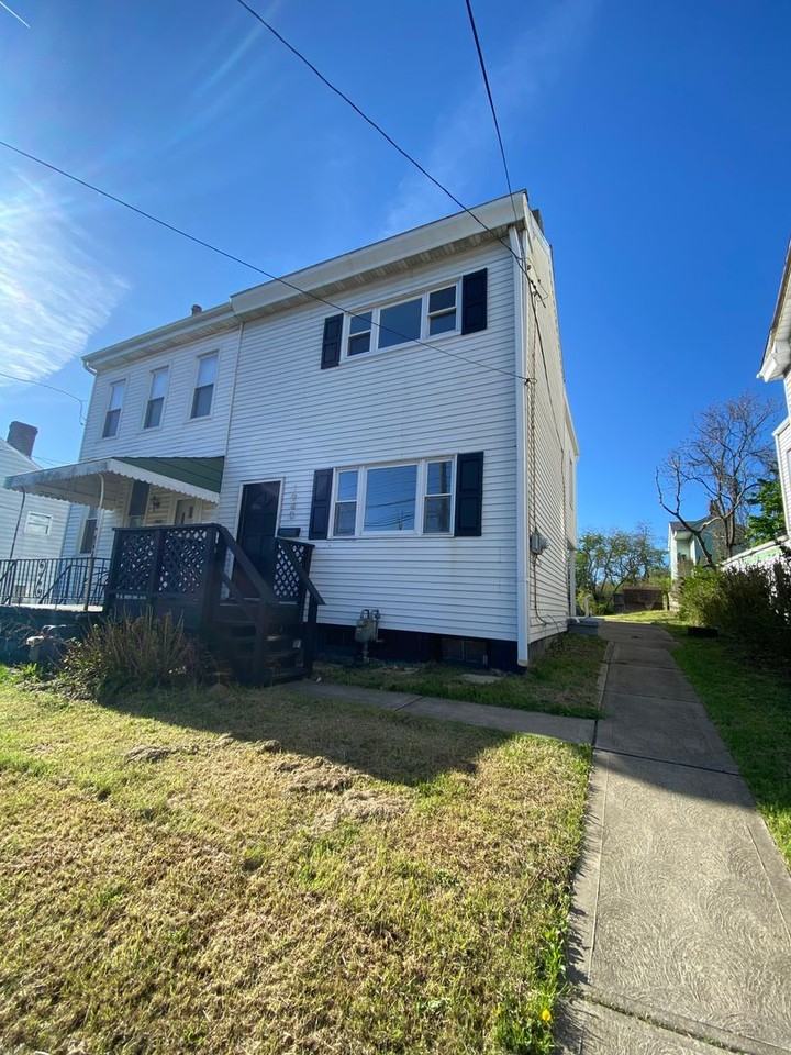 1940 Arlington Ave - Photo 2 of 17