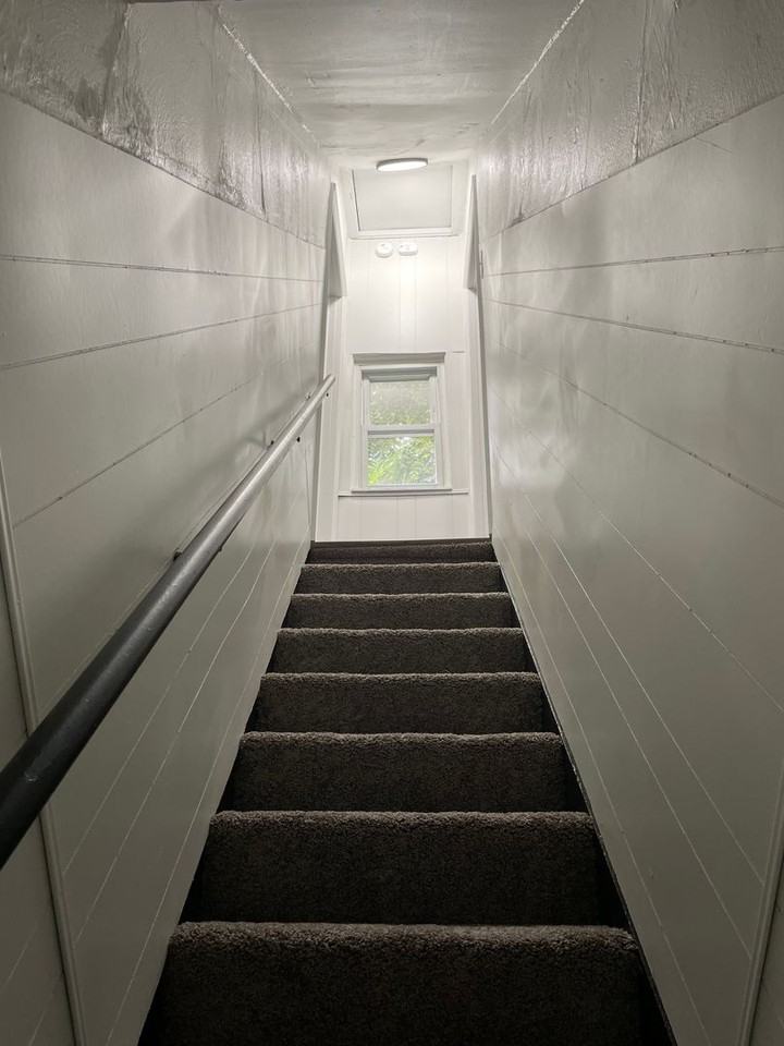 2800 Berg St - Photo 4 of 37