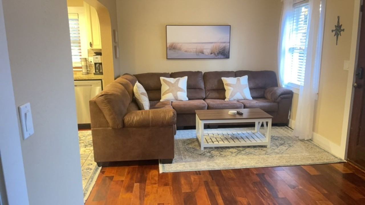 375 S 4th St - Photo 5 of 14
