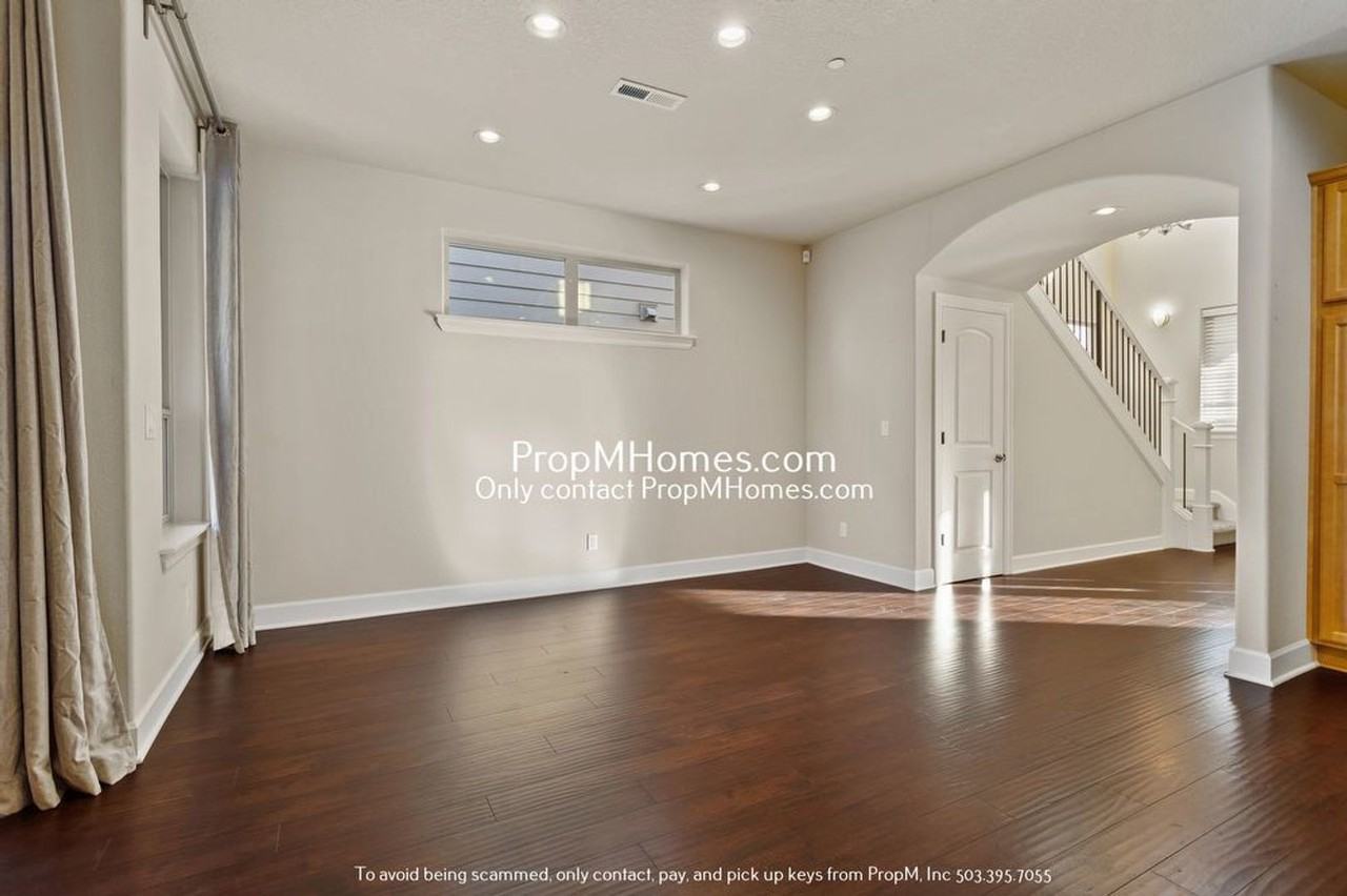 10677 Sw Barber St - Photo 3 of 28