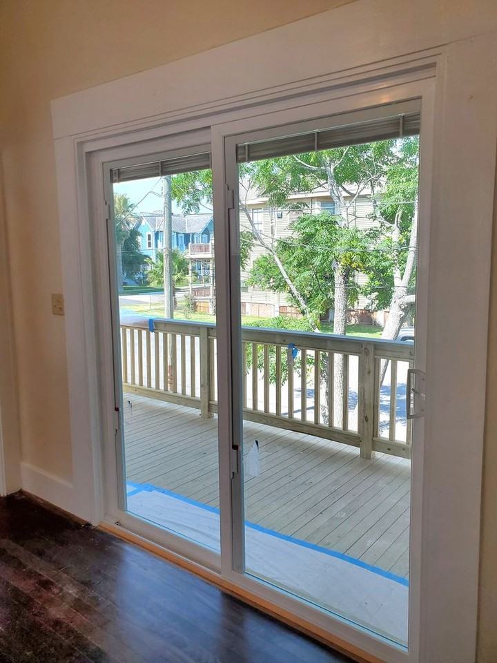 611 18th St - Photo 6 of 17