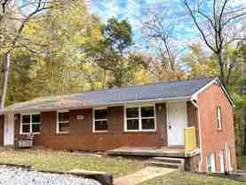 492 Oak Street - Photo 1 of 1