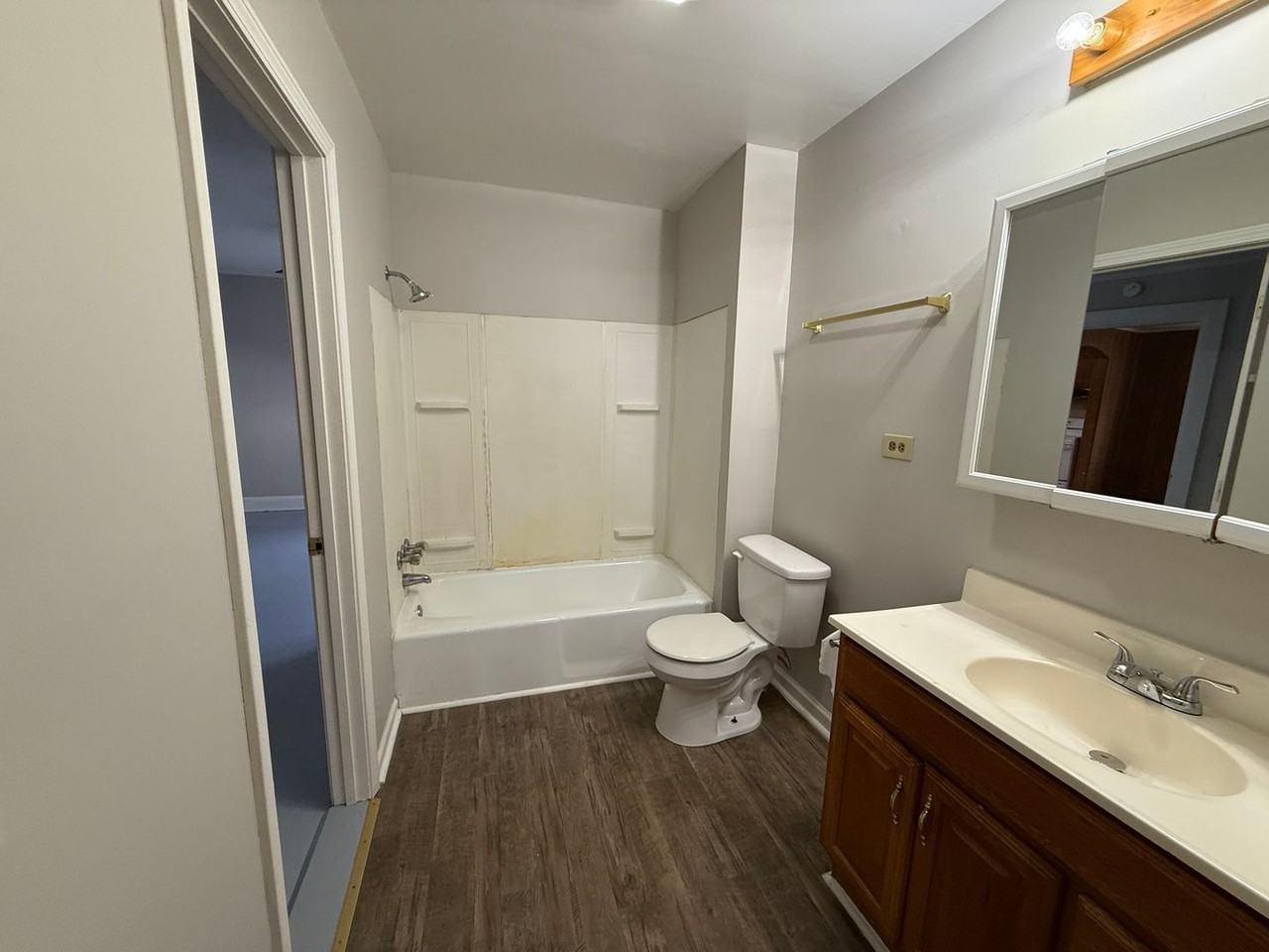 524 W Peachtree St - Photo 6 of 10