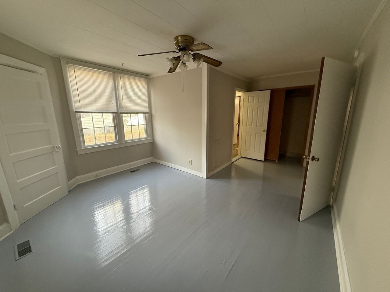 524 W Peachtree St - Photo 7 of 10