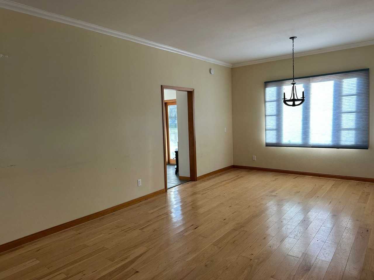 3225 Thomsen Rd - Photo 2 of 10