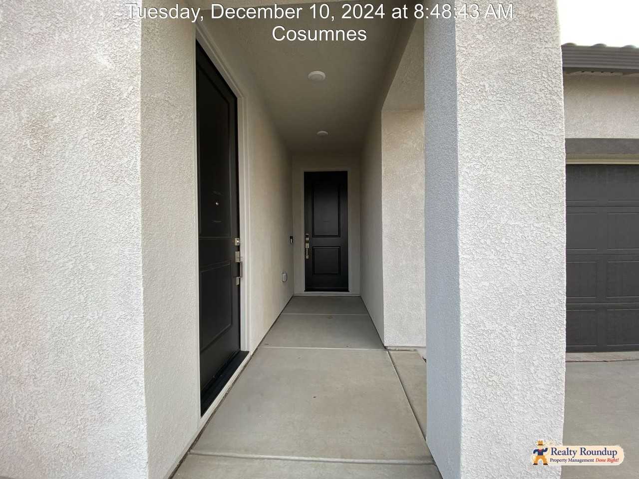 4197 Crossroads Way - Photo 3 of 50