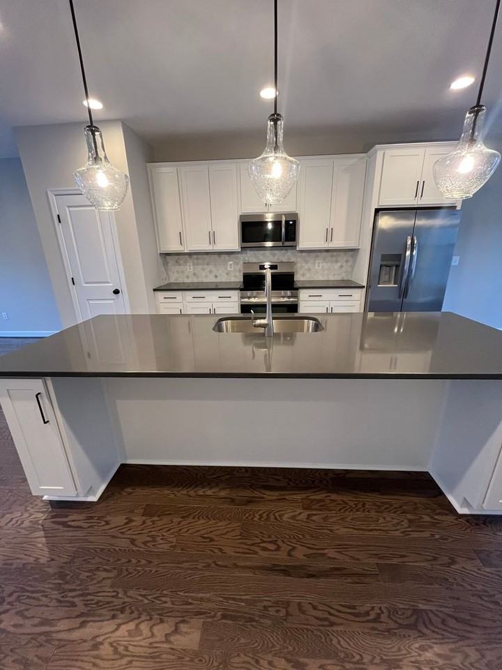 3453 Monterey Dr - Photo 7 of 15