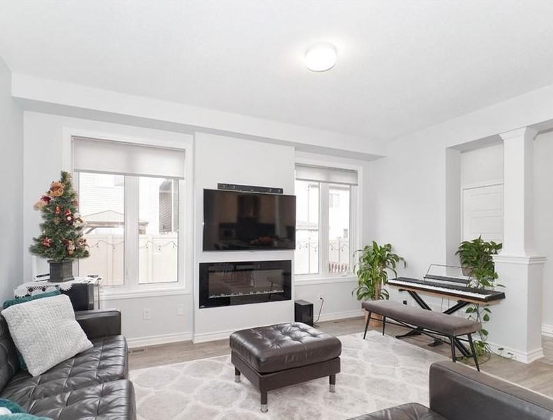 317 Proxima Terrace - Photo 3 of 10