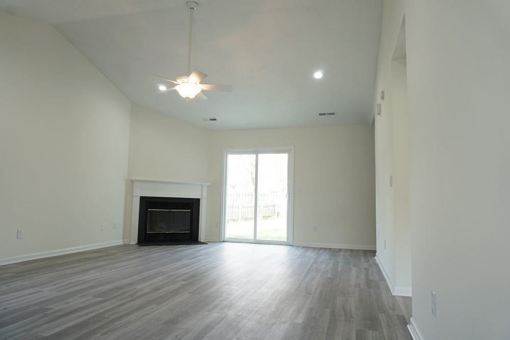 3808 Fawn Creek Dr - Photo 5 of 15