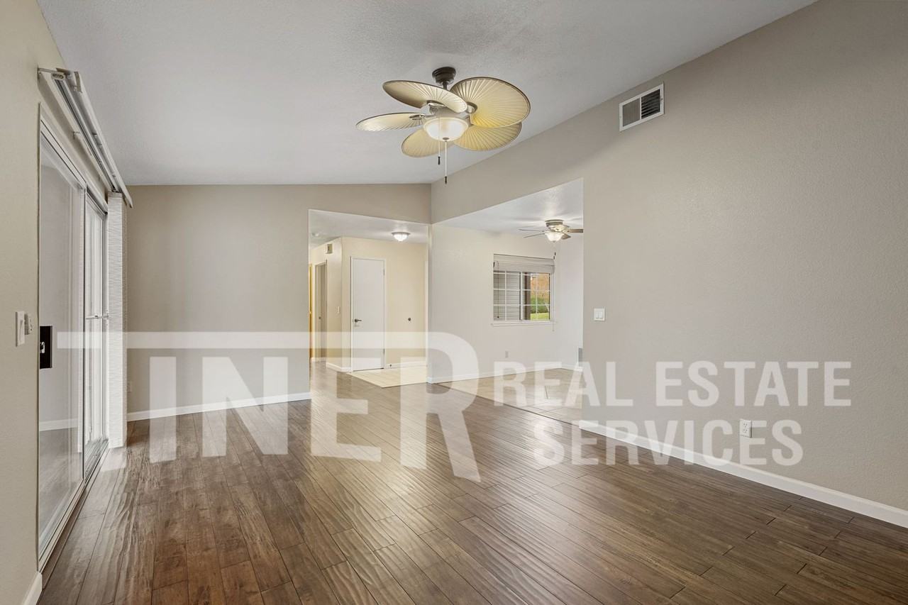 7312 Sunsilver Ln - Photo 3 of 22