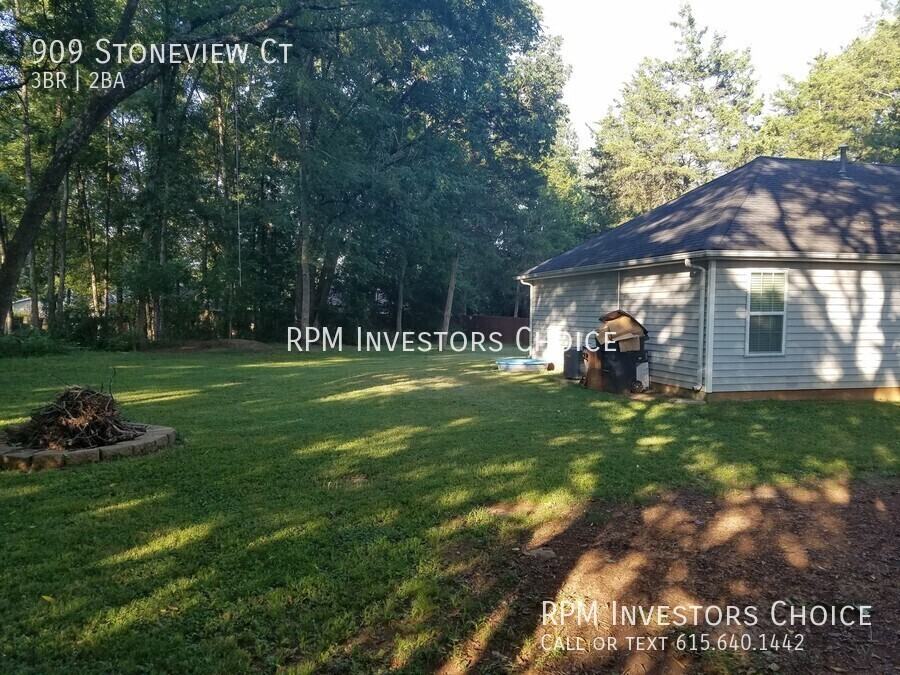 909 Stoneview Ct - Photo 3 of 28