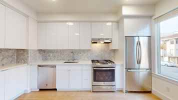 featured image of 4005 California St #1