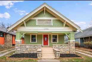 2903 Parkwood Blvd - Photo 1 of 1