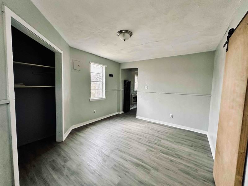 416 Northwest Euclid Avenue #UPSS - Photo 2 of 7