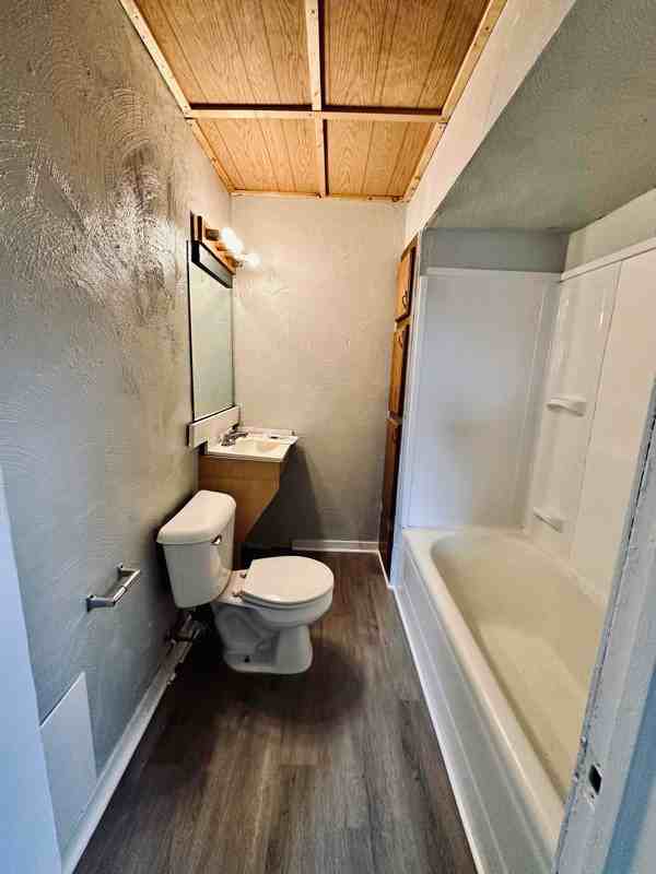 416 Northwest Euclid Avenue #UPSS - Photo 7 of 7