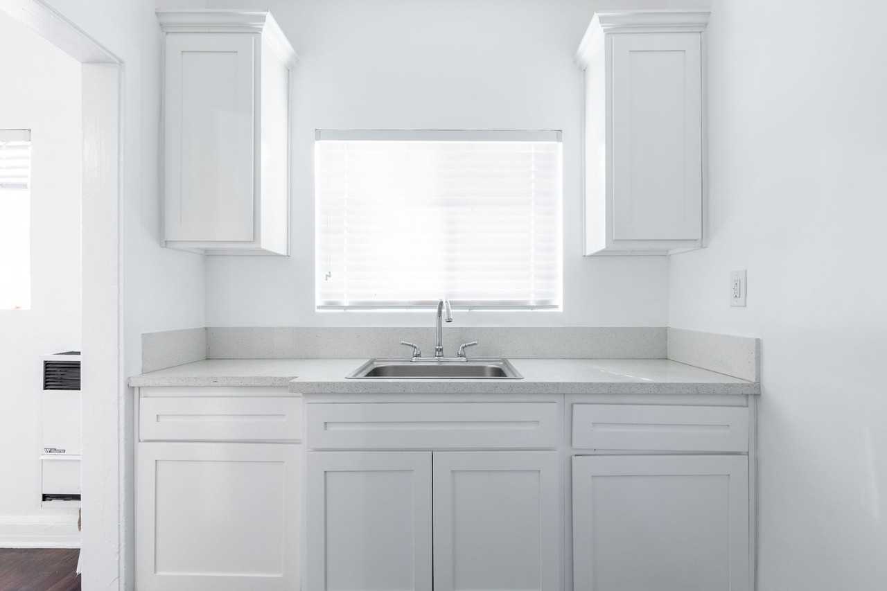 Charming and Affordable Studios - Photo 3 of 13