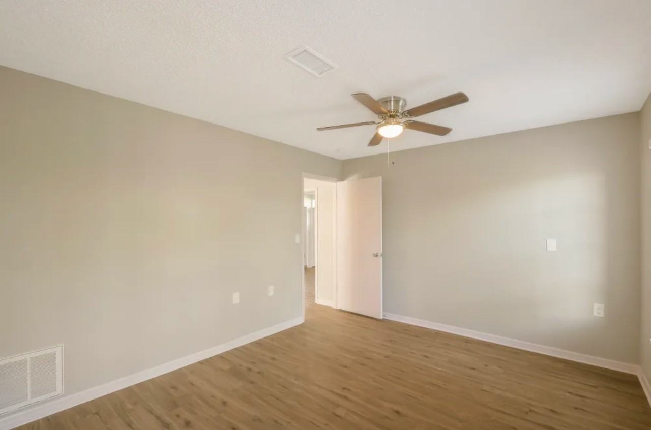 2040 Creek Rd #NA - Photo 2 of 7