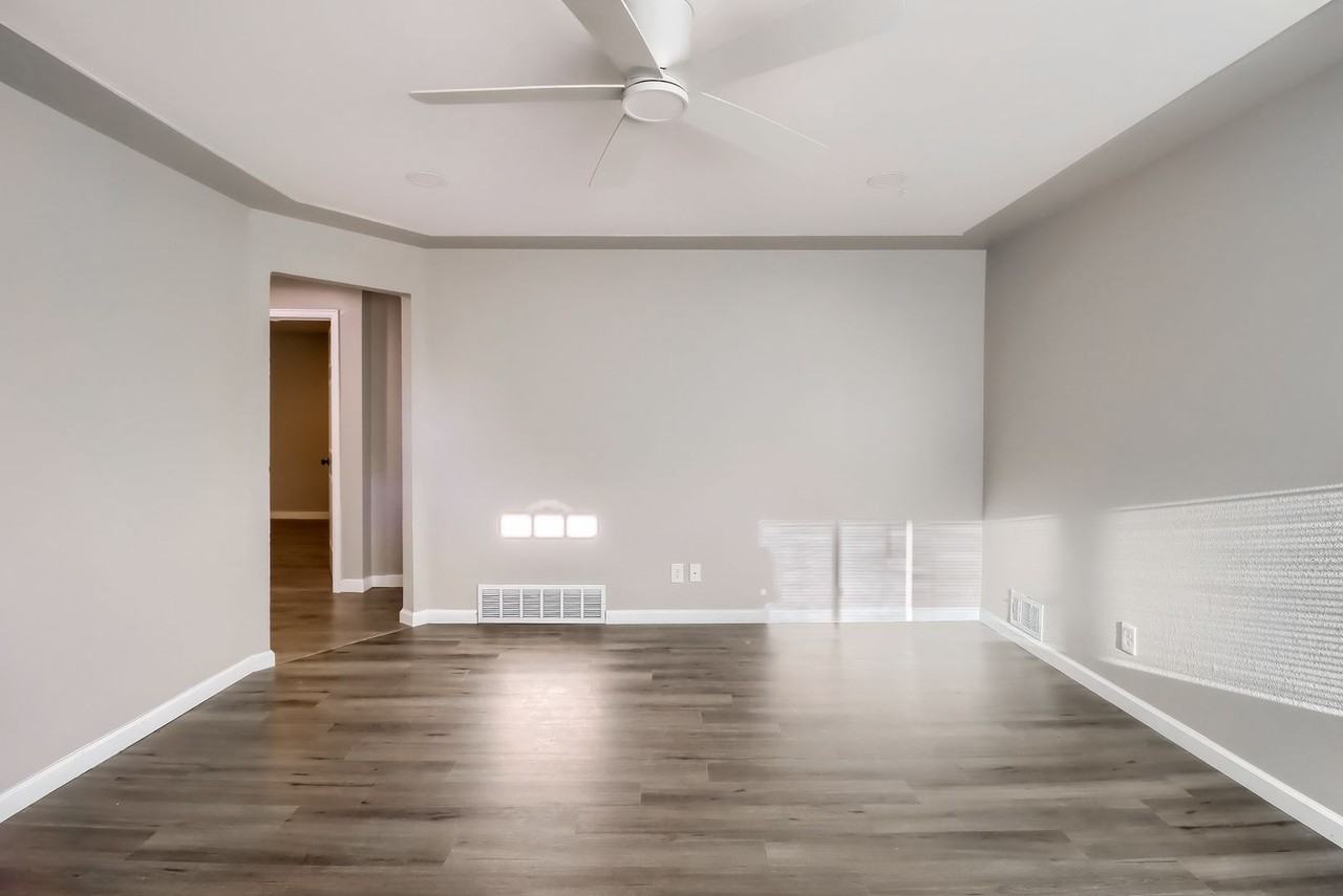 3341 Olive St - Photo 6 of 23