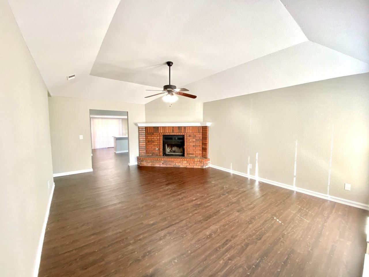 2803 W 63rd St - Photo 2 of 22