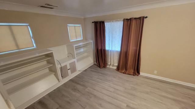 2111 9th Ave N - Photo 2 of 7