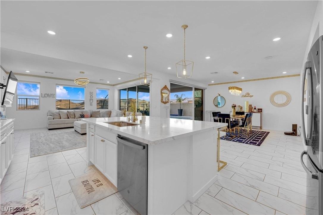 12415 Aster Hills Ave - Photo 7 of 46