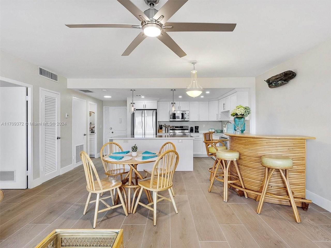 3111 North Ocean Drive #1111 - Photo 7 of 18