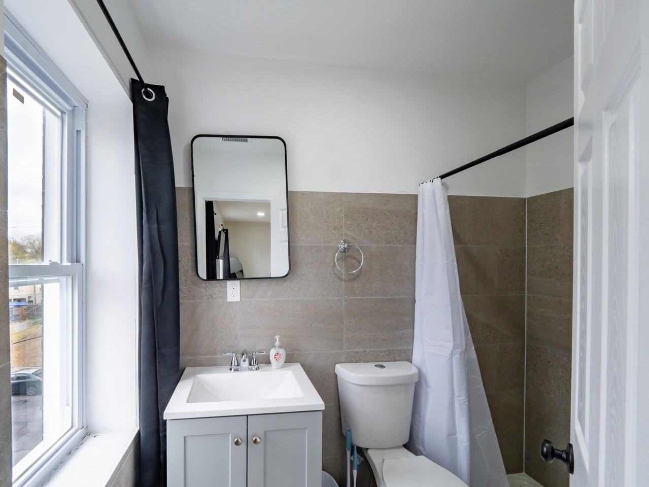 N 19th St - Photo 3 of 8