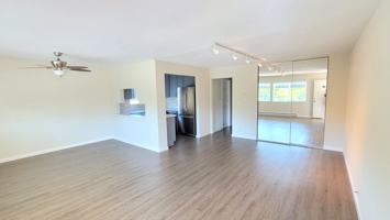 featured image of 438 N El Camino Real