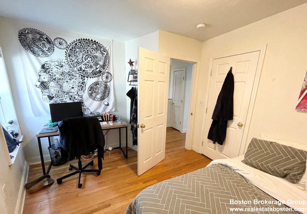 150 Marcella St #3 - Photo 6 of 10