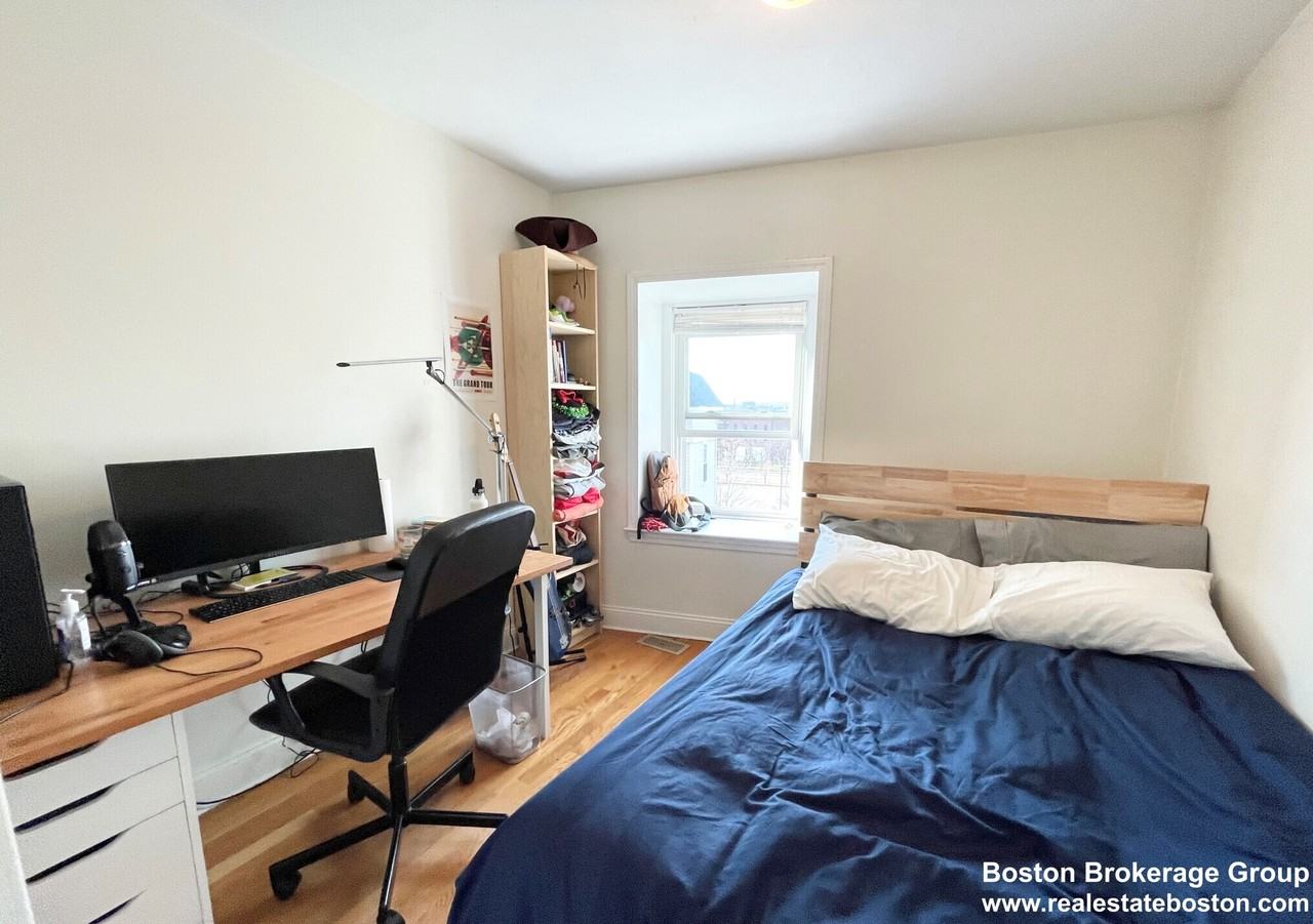 150 Marcella St #3 - Photo 7 of 10