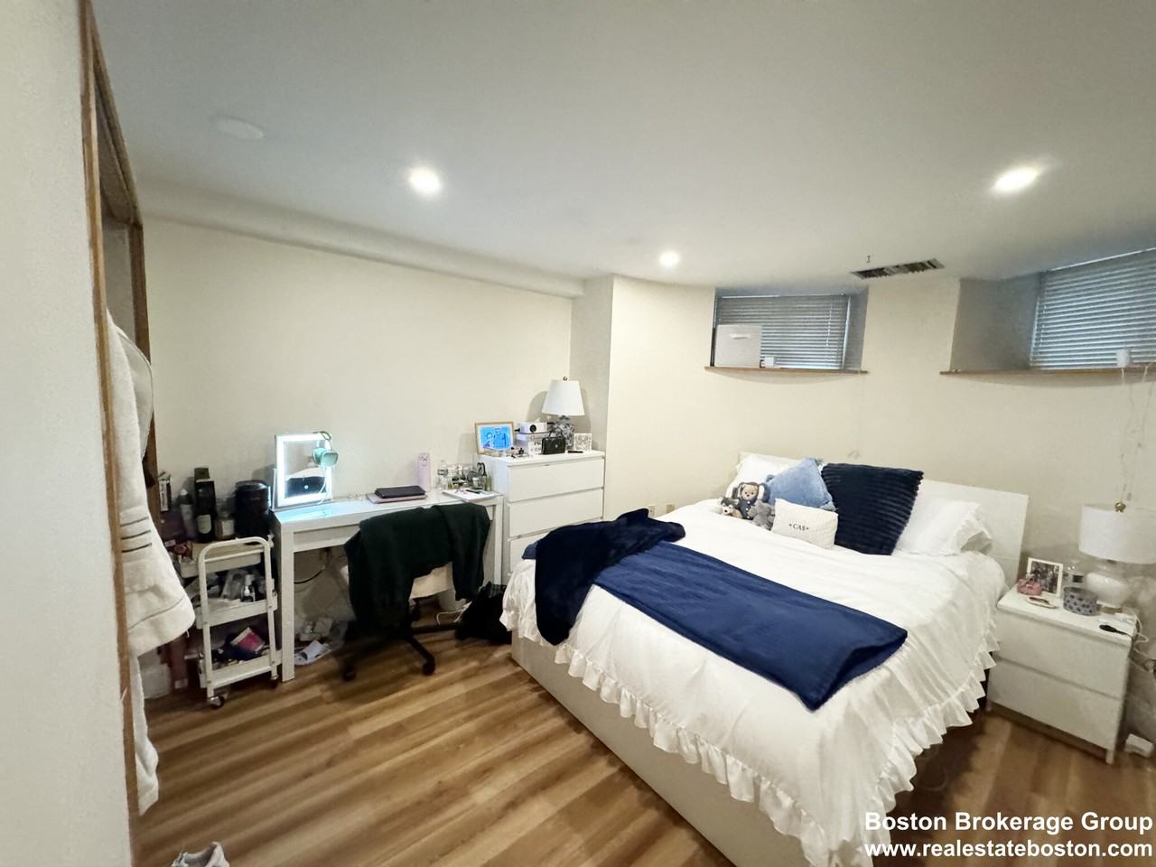 96 Gainsborough St #103W - Photo 7 of 11