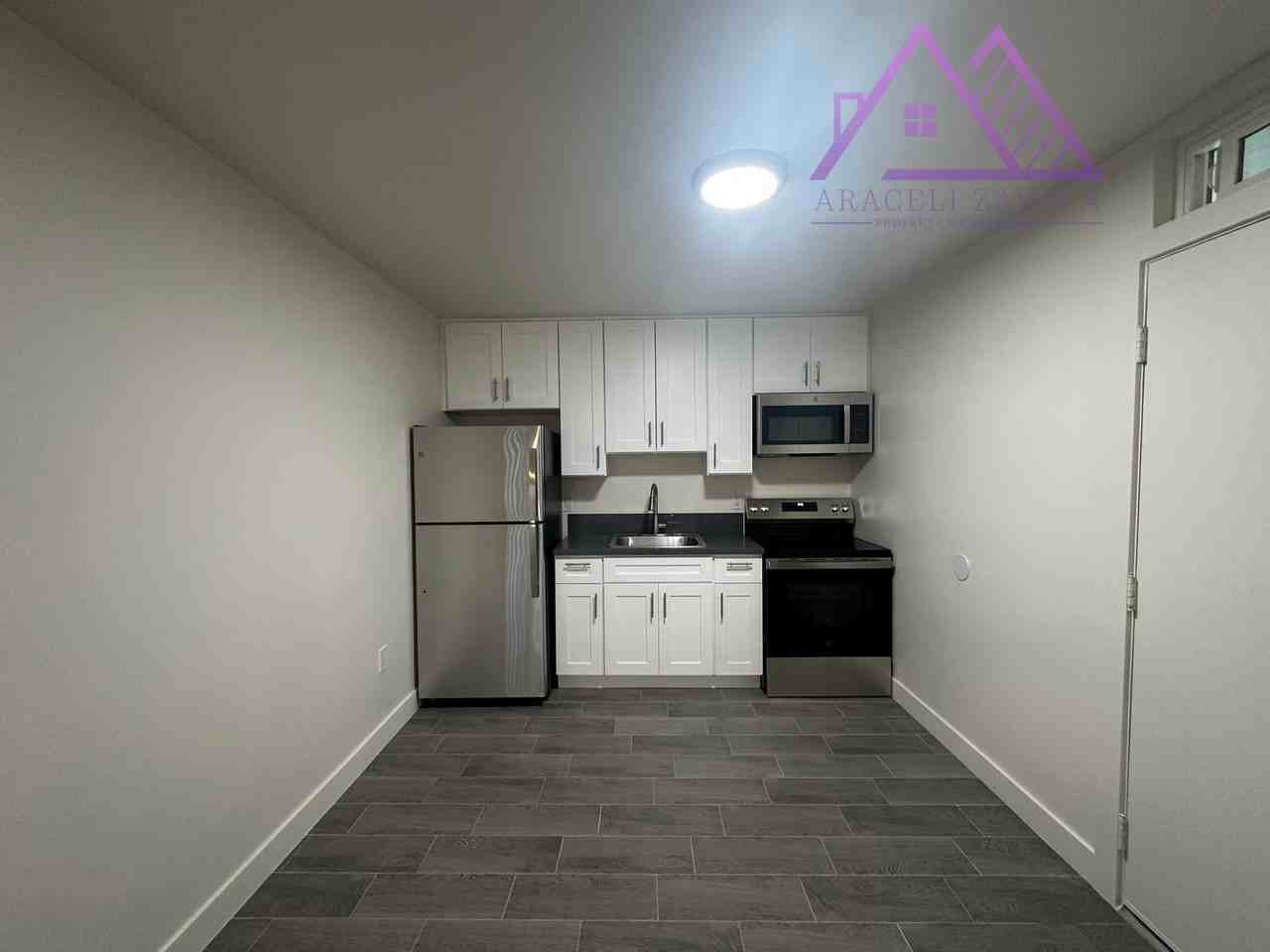 Manzana Studios & Loft Apartments - Photo 2 of 4