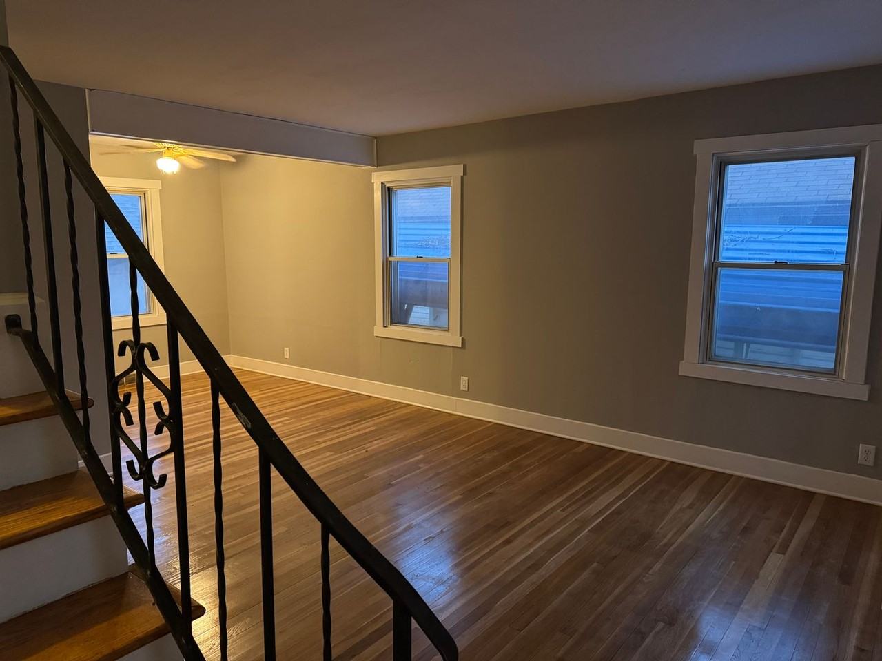 4218 Pinkney St - Photo 6 of 31