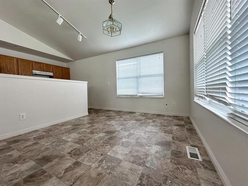 315 Nw - Photo 5 of 12