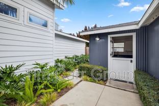 160 23rd St #B - Photo 1 of 1