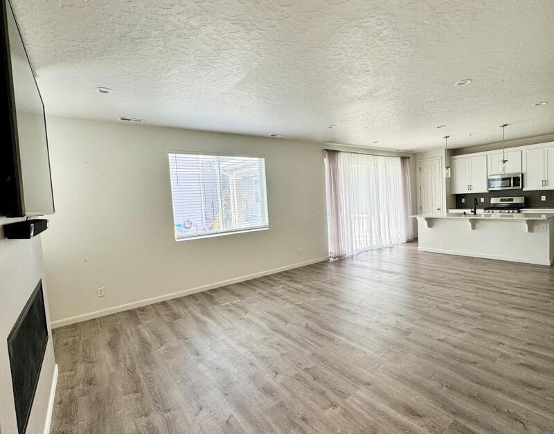 283 Nw, #283N1580 - Photo 3 of 17