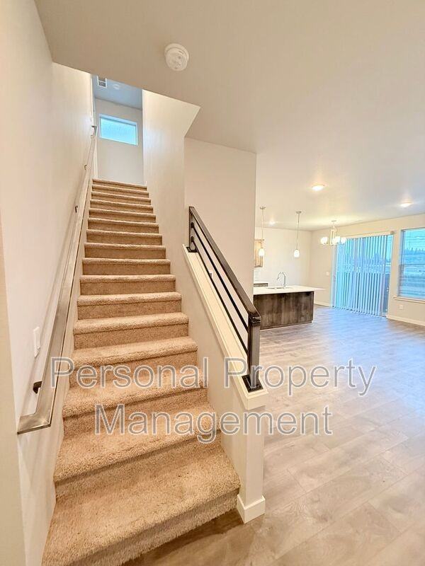 3512 Ne 61st Way - Photo 5 of 19