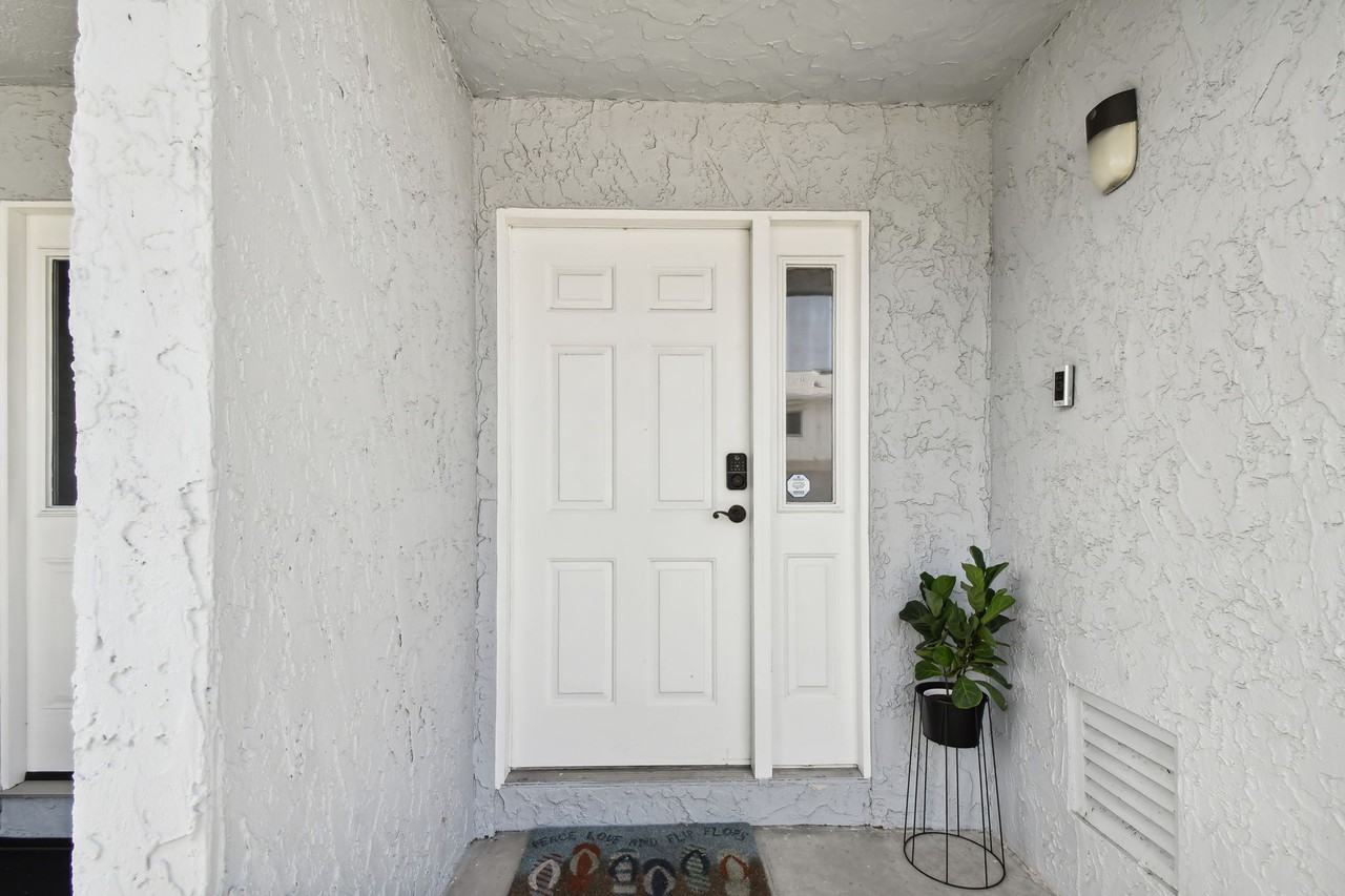 2659 St Josephs Dr W #108 - Photo 4 of 42