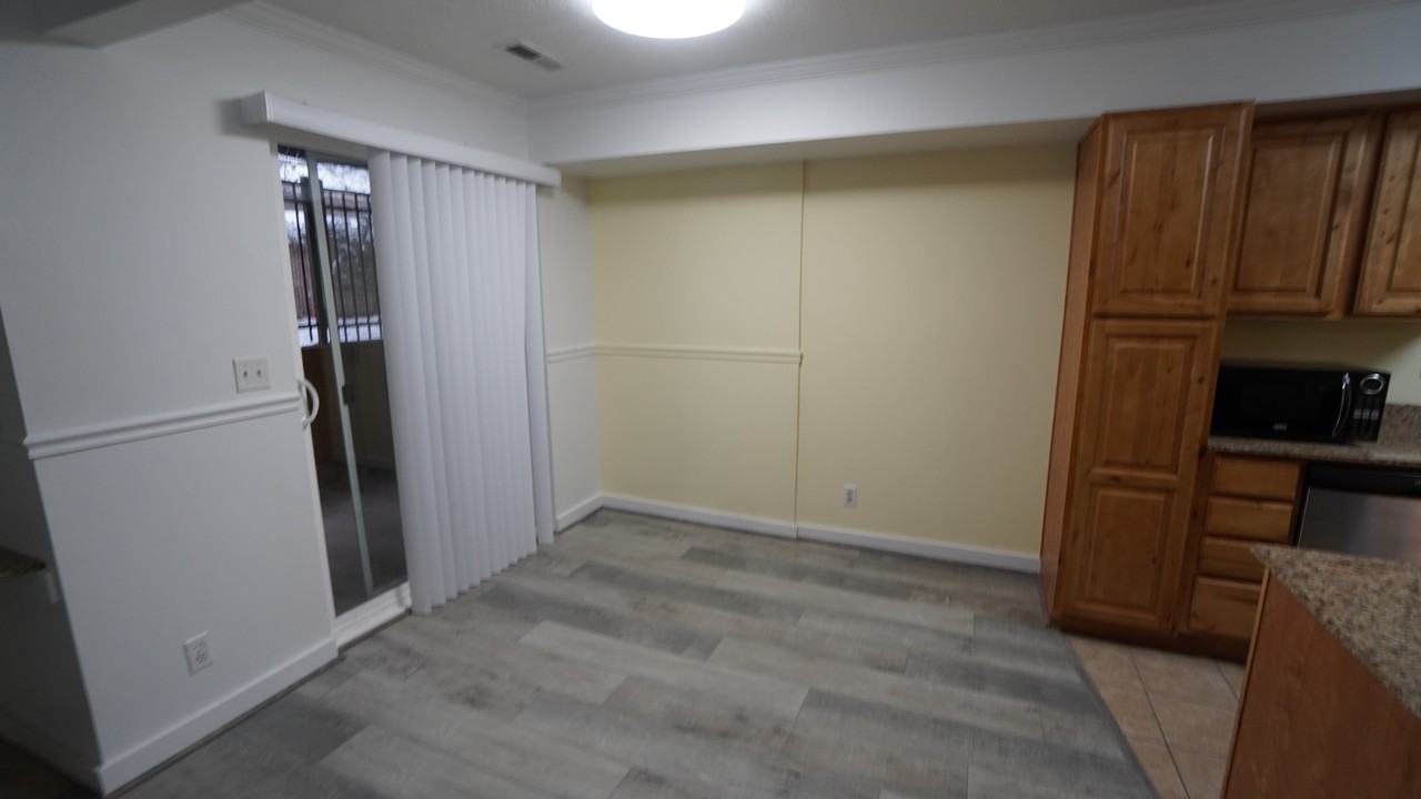 4536 Sw #2 - Photo 5 of 18