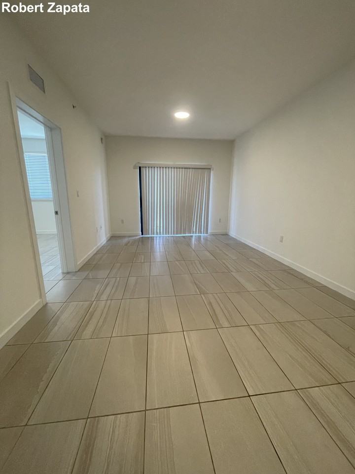 20720 Nw 7th Ave #346 - Photo 2 of 8