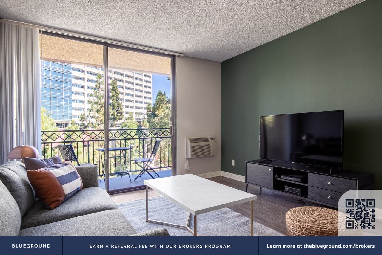 535 Gayley Ave #191 - Photo 4 of 24