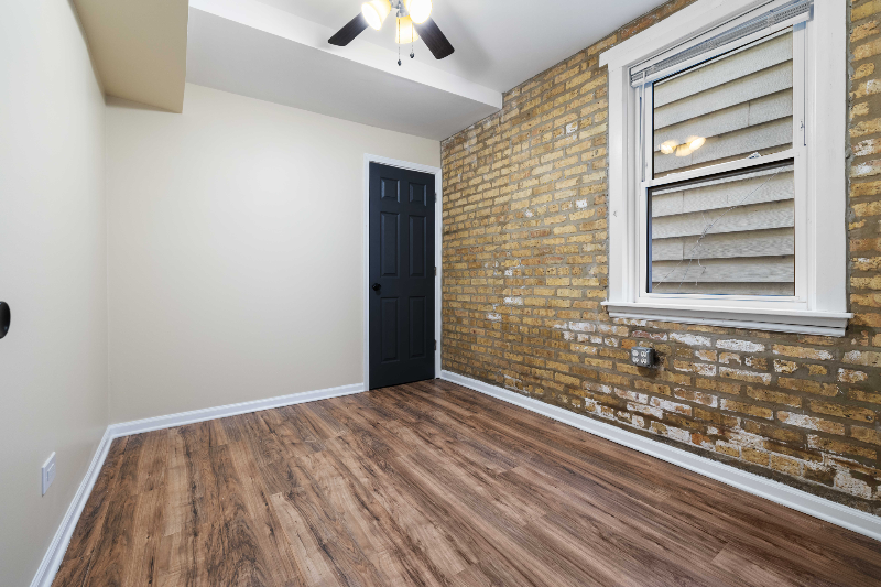 2645 N Ridgeway Ave #1 - Photo 7 of 11