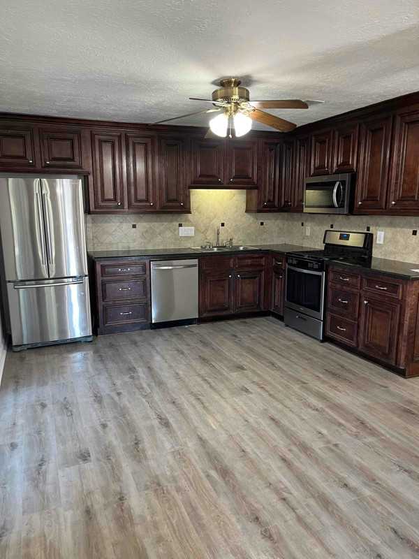 3411 Dryburgh Ct - Photo 3 of 10