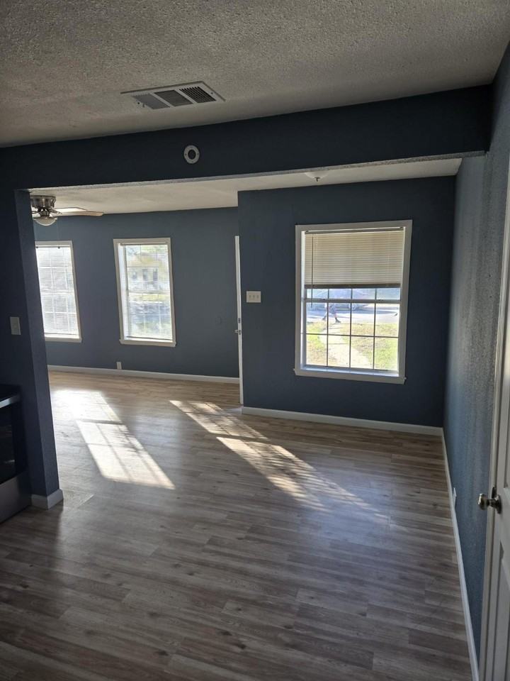 527 W Mariposa Dr #NA - Photo 5 of 12