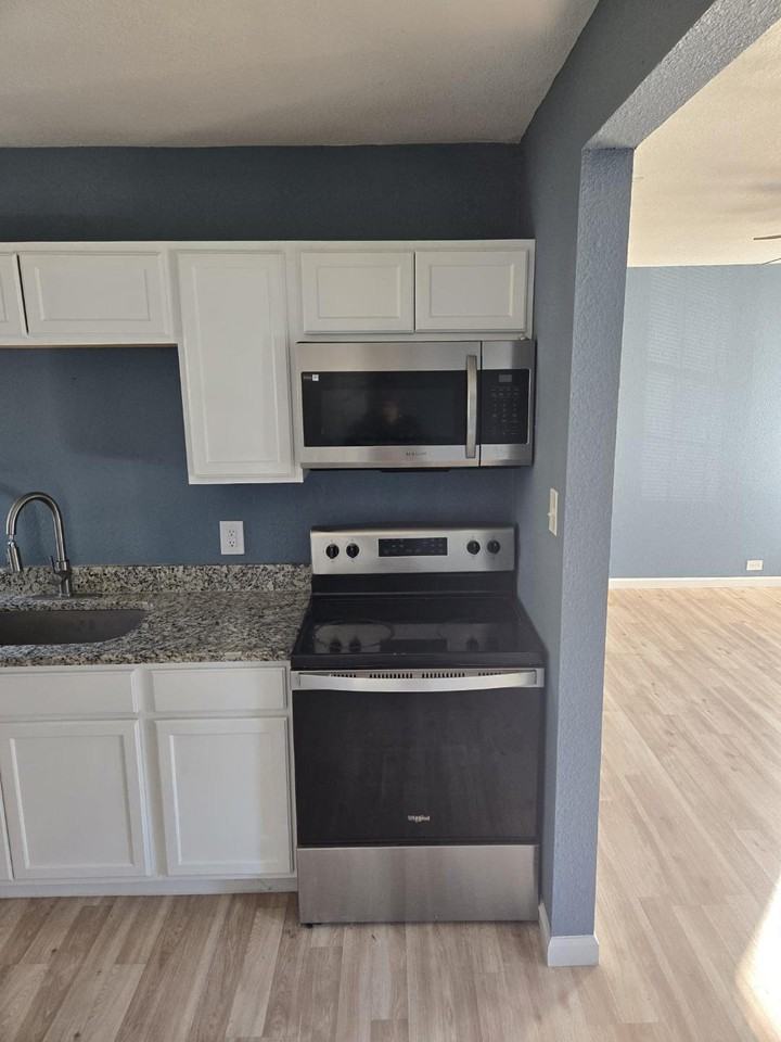 527 W Mariposa Dr #NA - Photo 7 of 12
