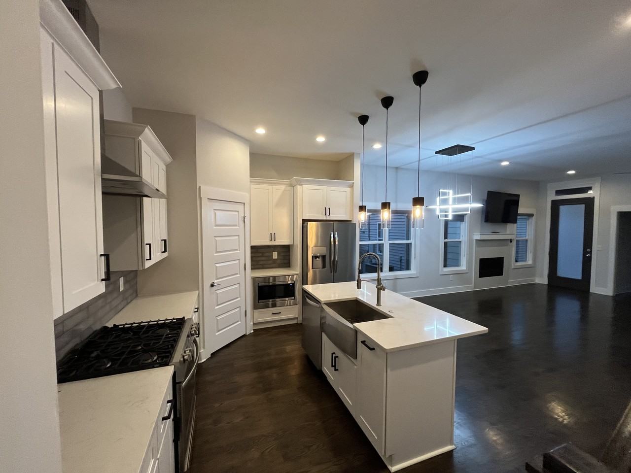 413 35th Ave N - Photo 6 of 24