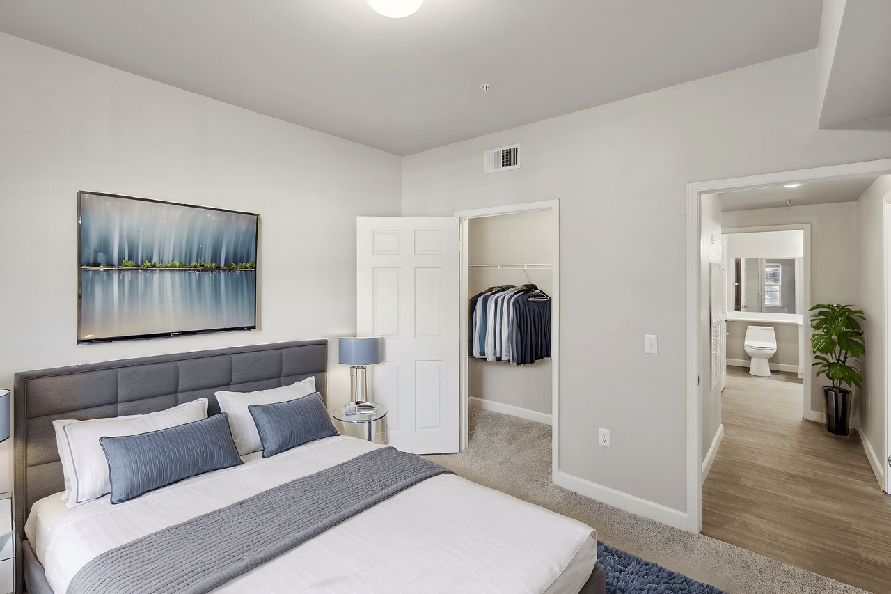 North Pointe Apartments - Photo 6 of 20